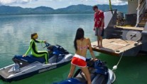 Motor Yacht Amnesia Toys